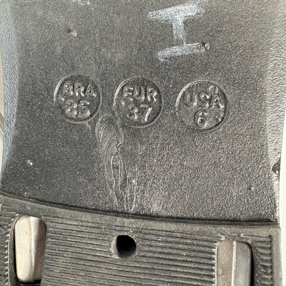 BB Collection metallic studded thong sandals flip flop size 6 euro 37 - Picture 6 of 7